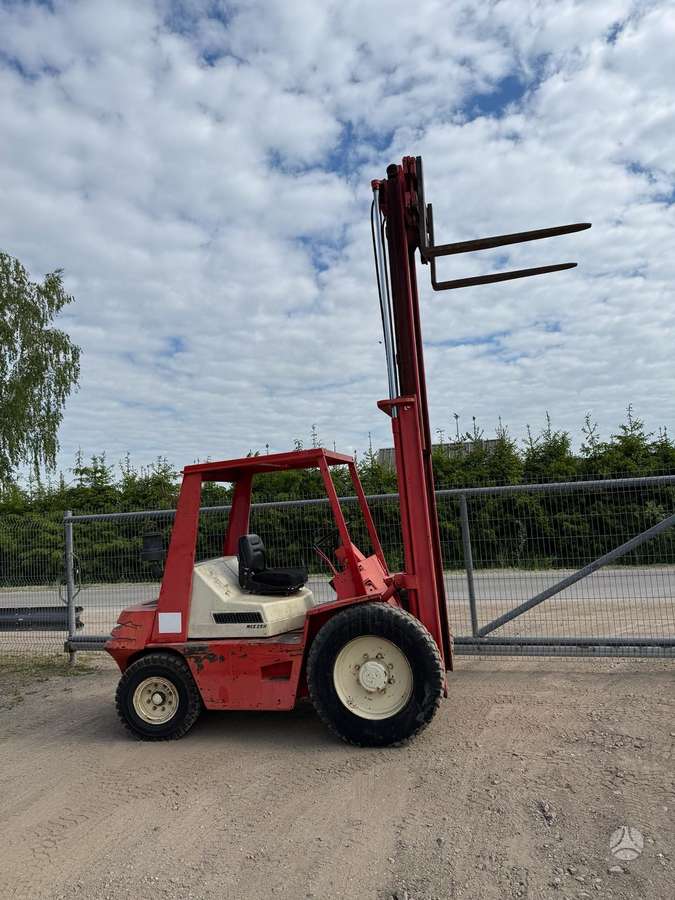 Manitou MCE25H, forklifts