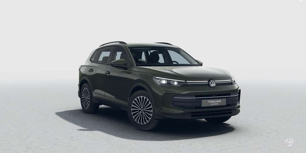 Volkswagen Tiguan - 1