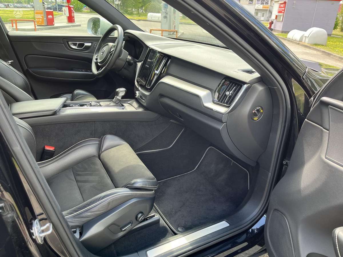 Volvo XC60 - 8
