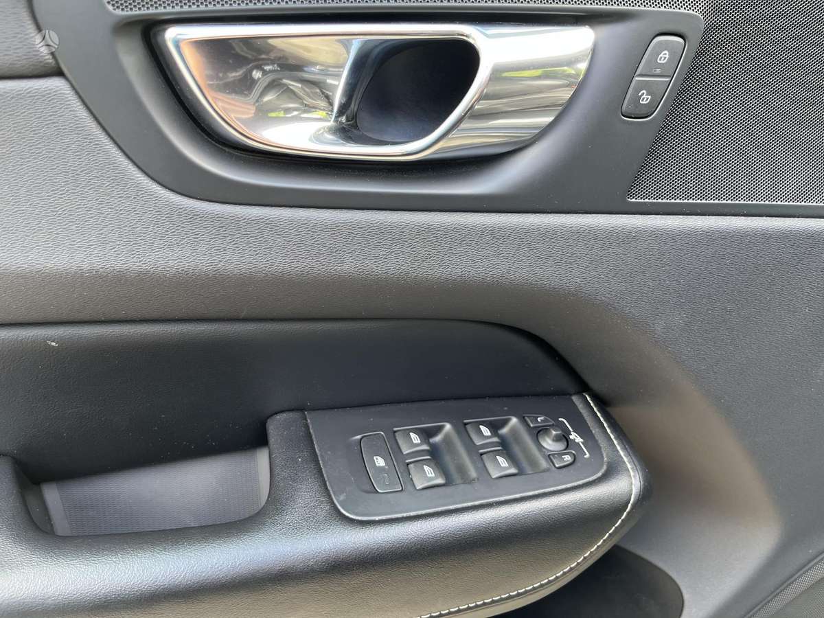 Volvo XC60 - 10
