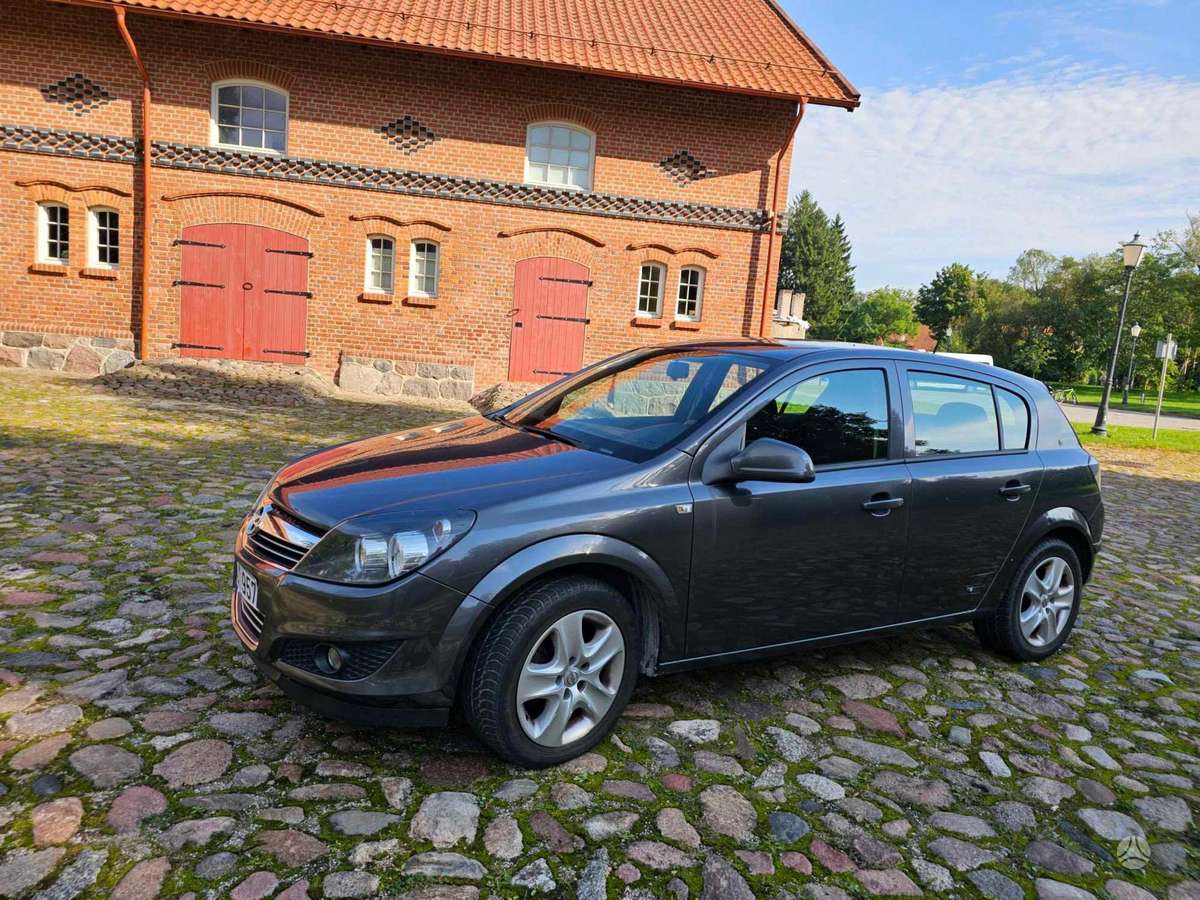 Opel Astra, 1.6 l., hatchback