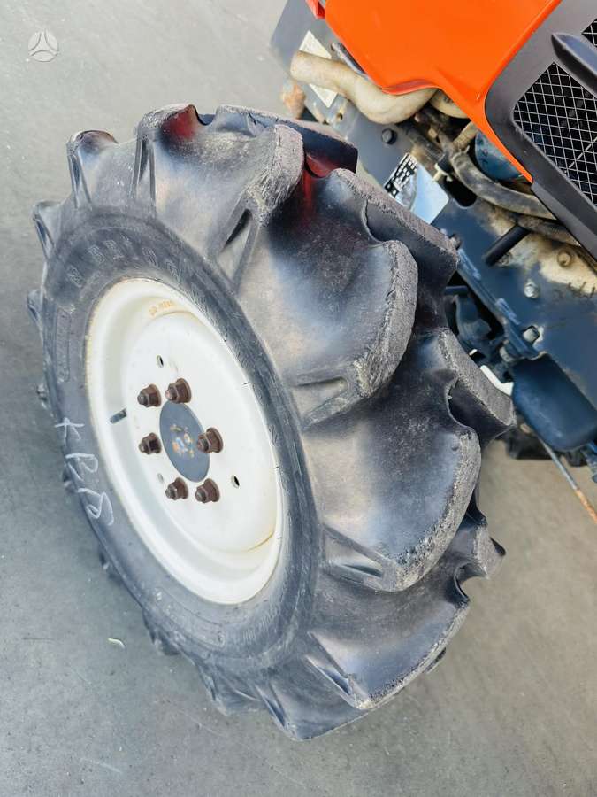 Kubota KB18, тракторы