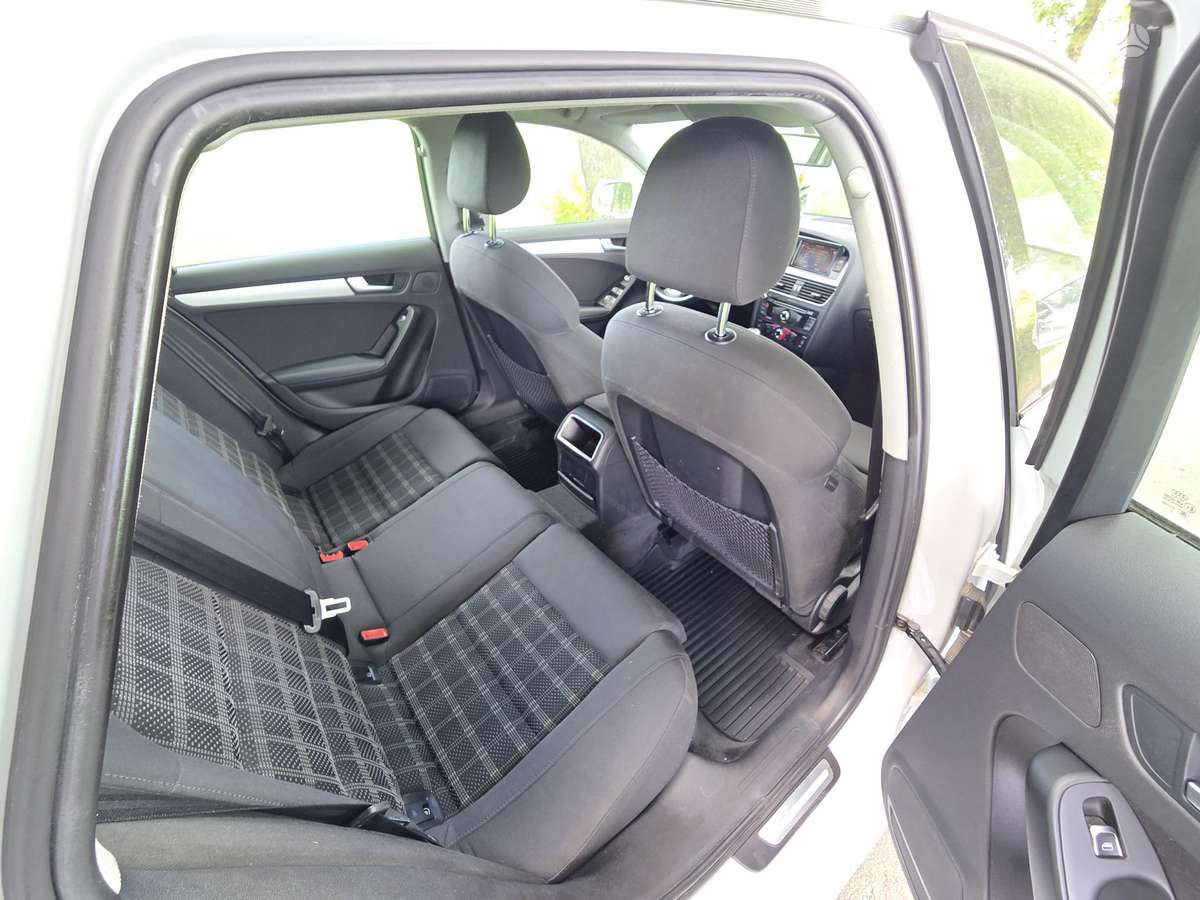 Audi A4, 2.0 l., Универсал