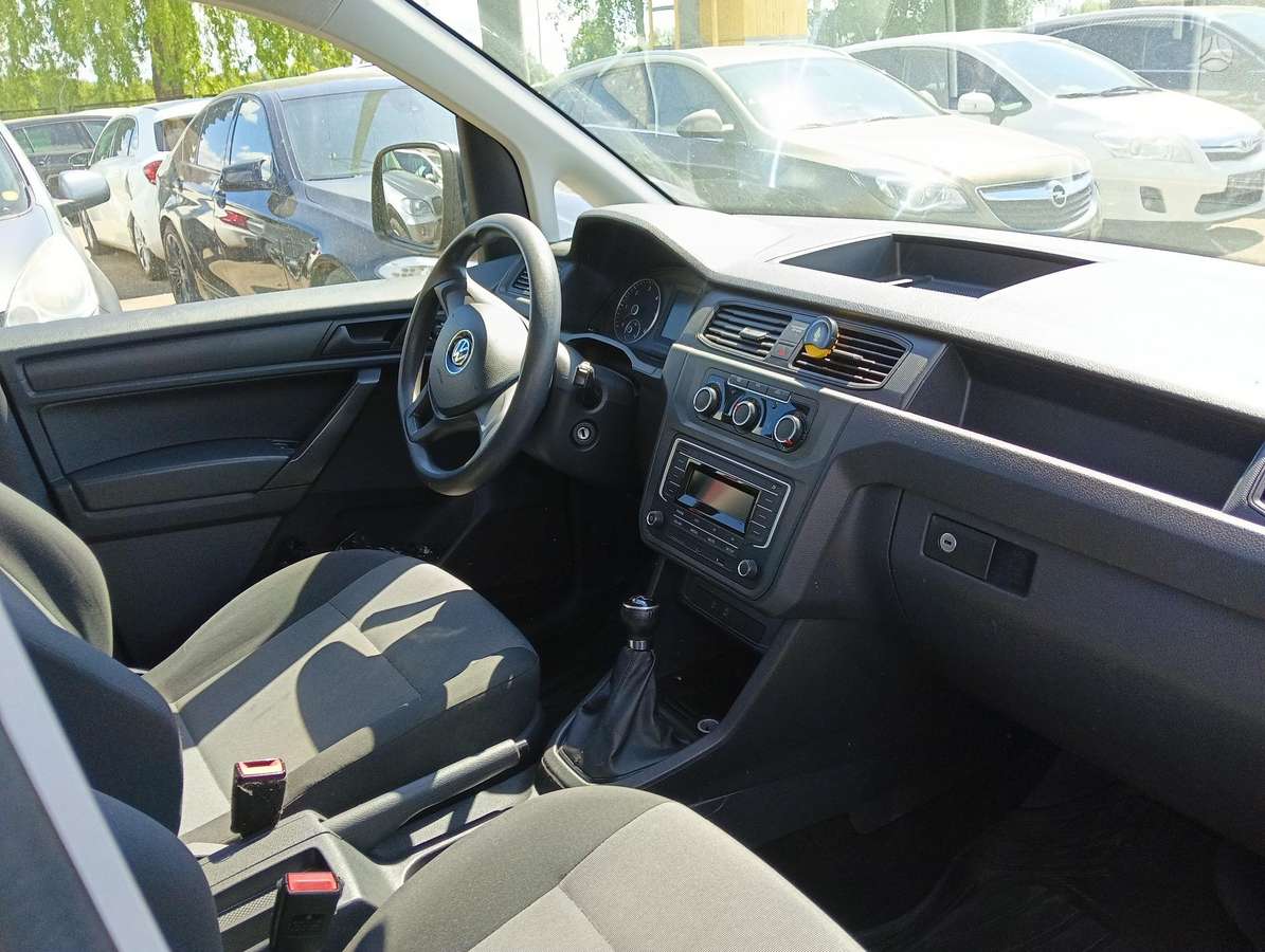 Volkswagen Caddy - 5