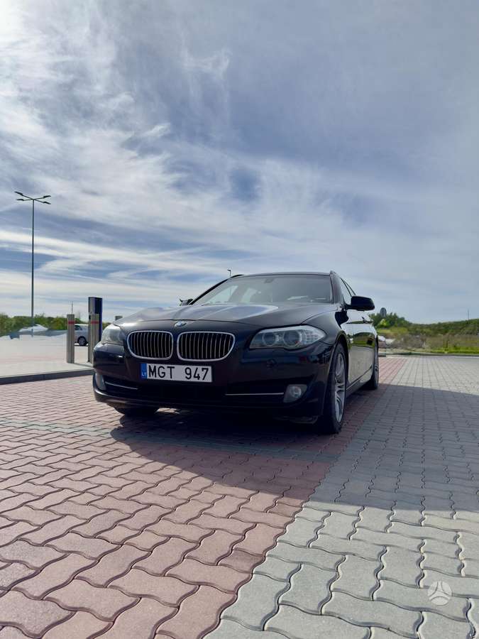 BMW 530, 3.0 l., wagon