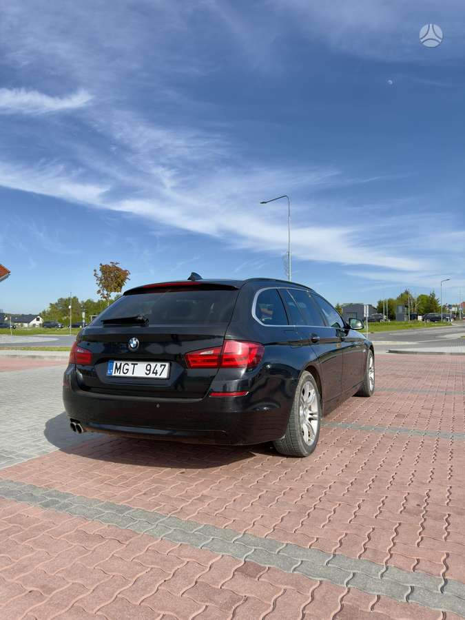 BMW 530, 3.0 l., wagon
