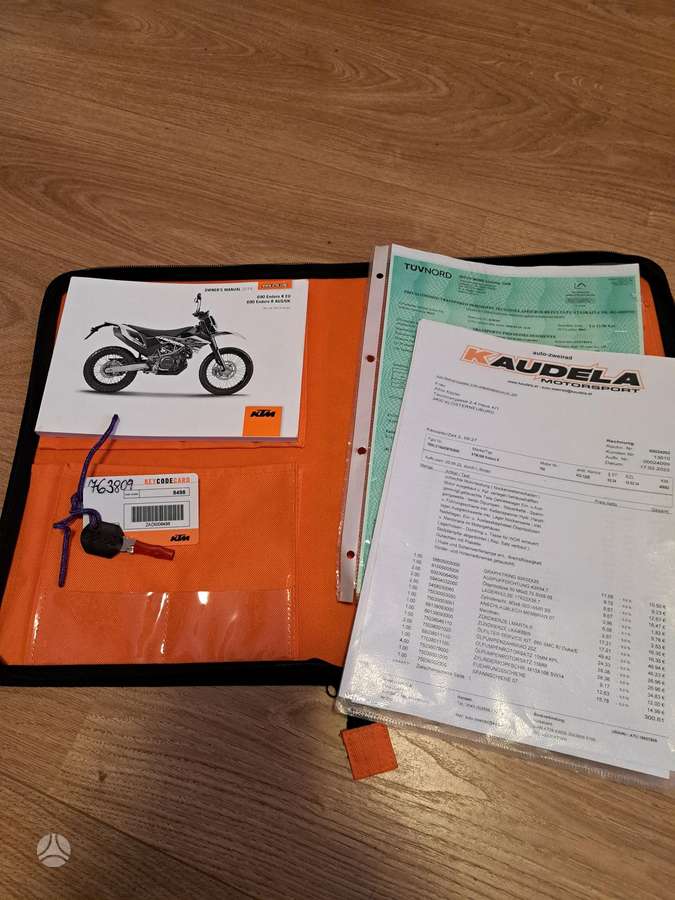 KTM Enduro 690cc, enduro / adventure