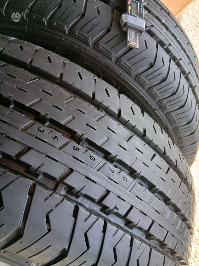 Nokian, vasarinės 215/70 R15