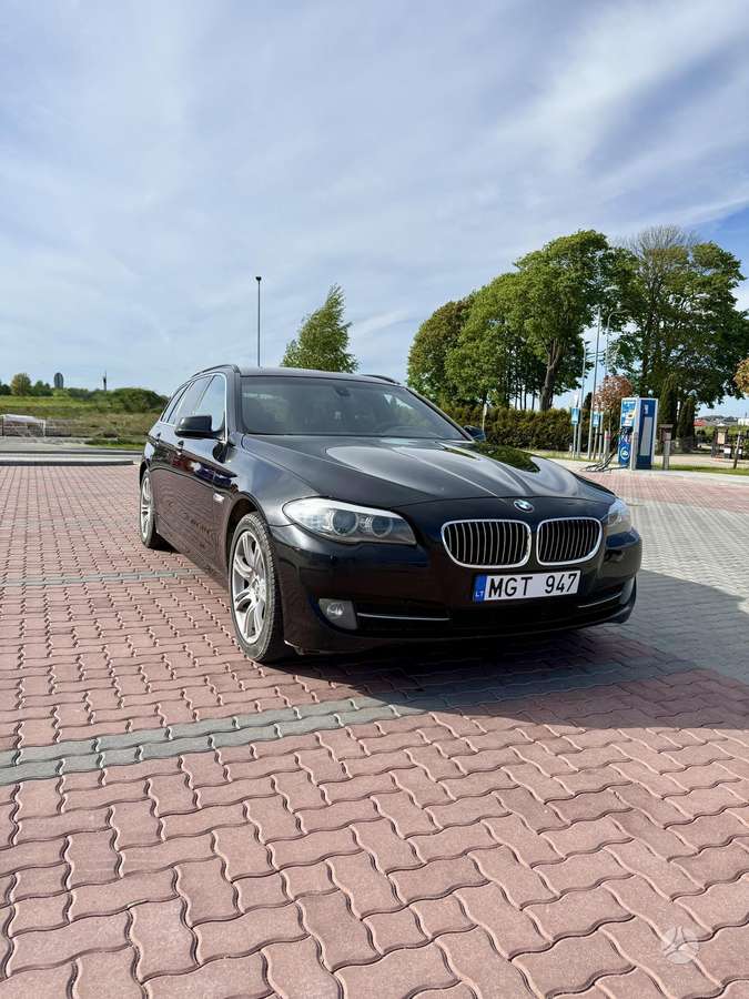 BMW 530, 3.0 l., wagon