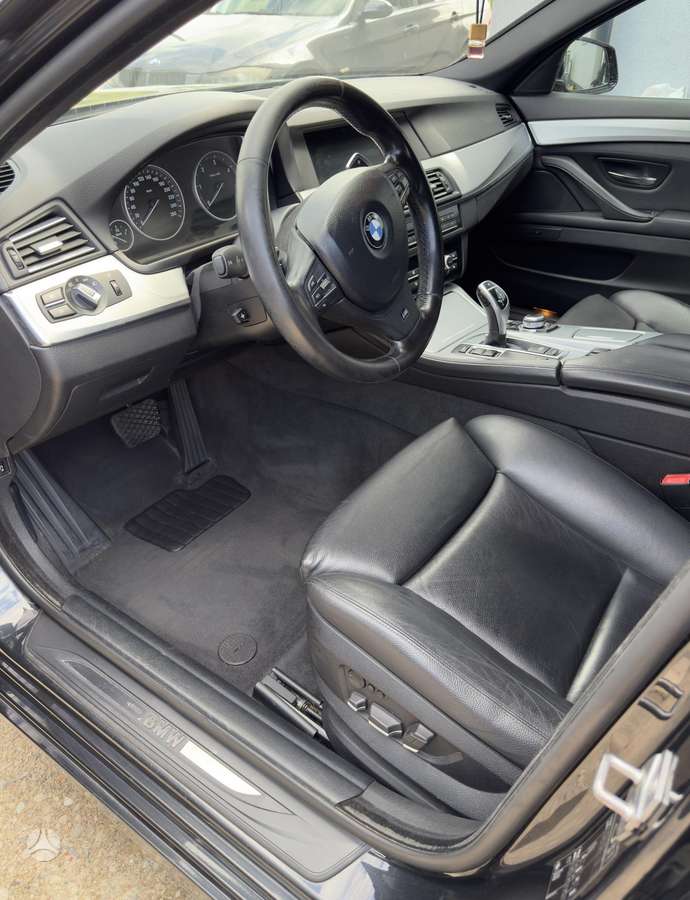BMW 530, 3.0 l., wagon