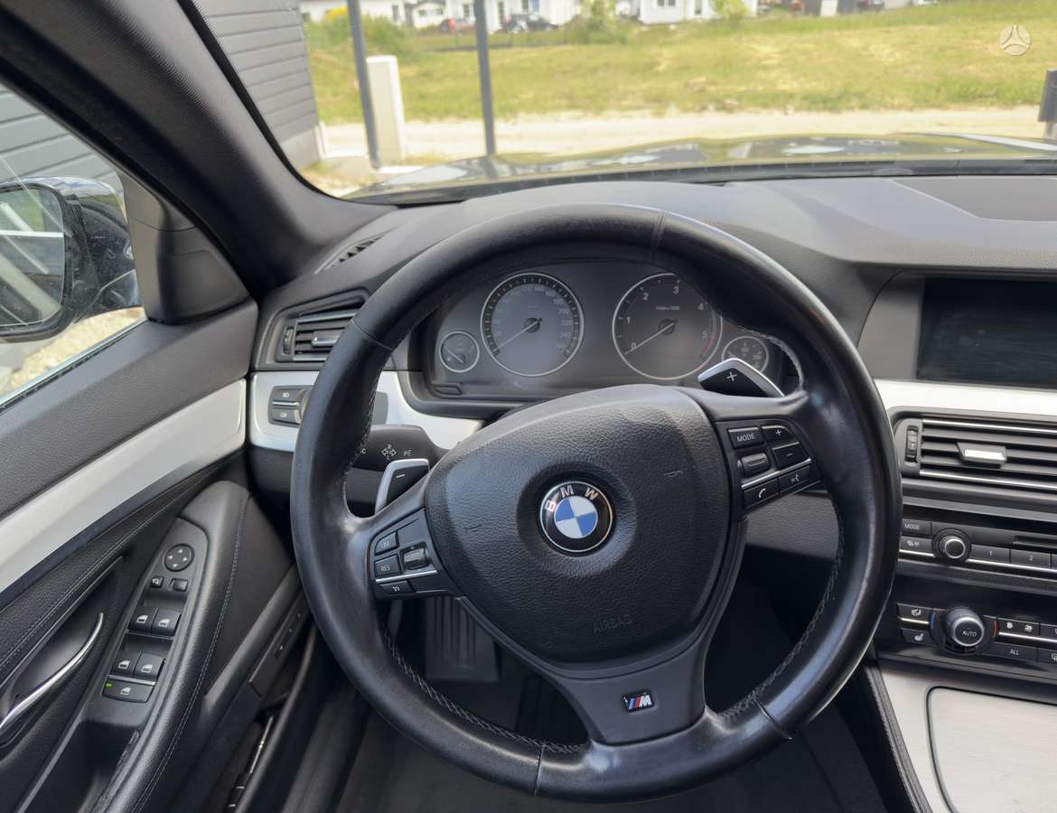 BMW 530, 3.0 l., wagon