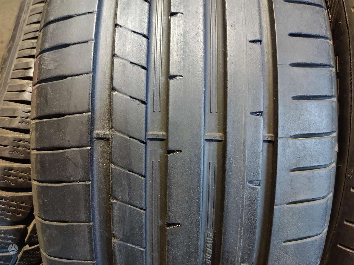 -Kita-, summer 245/35 R19