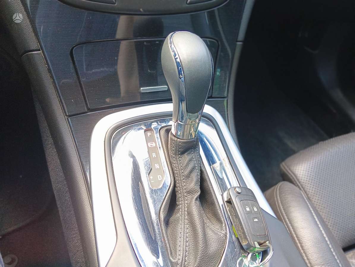 Opel Insignia, 2.0 l., Универсал