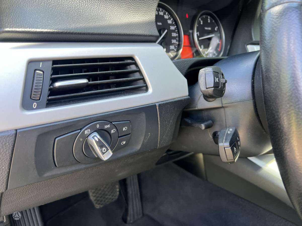 BMW 325, 3.0 l., universalas