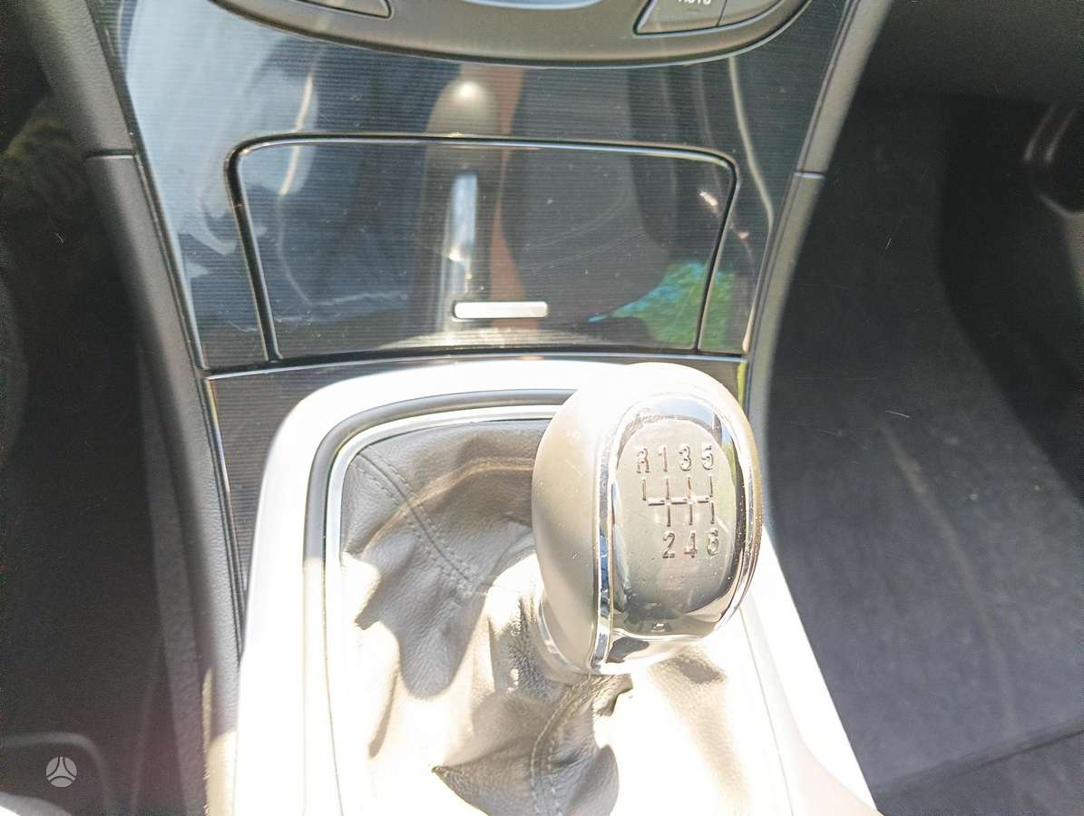 Opel Insignia, 2.0 l., wagon
