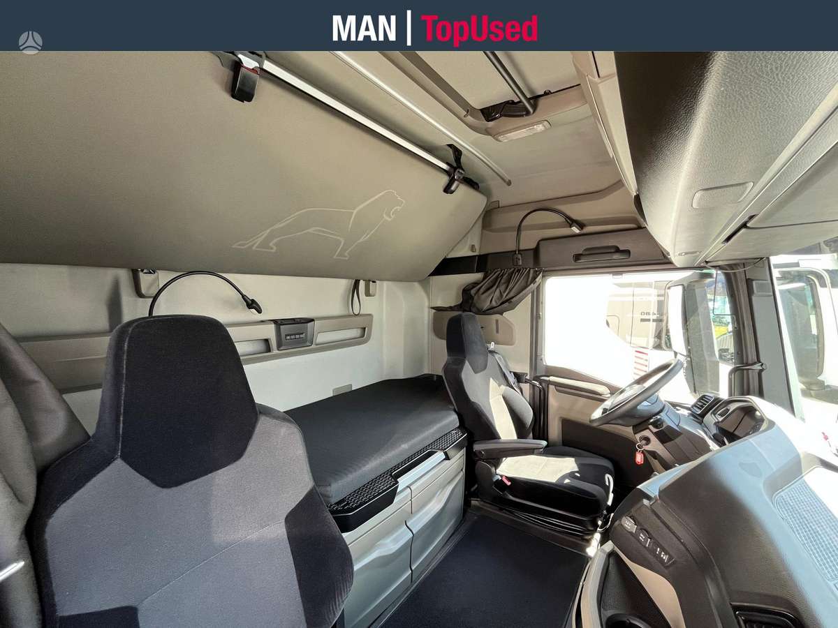 MAN TGX 18.470 GM cab (5933), double sleeper