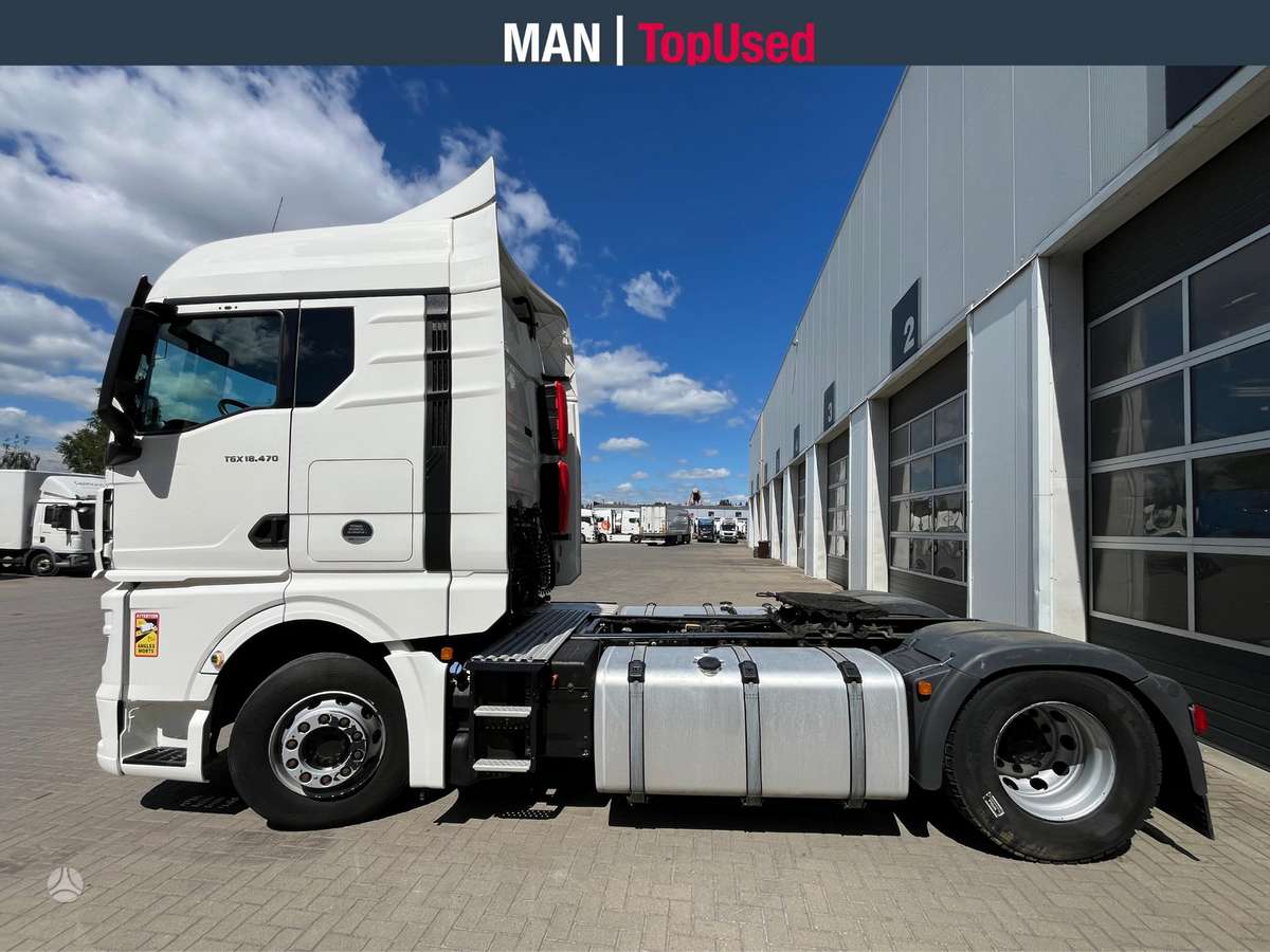 MAN TGX 18.470 GM cab (5933), double sleeper