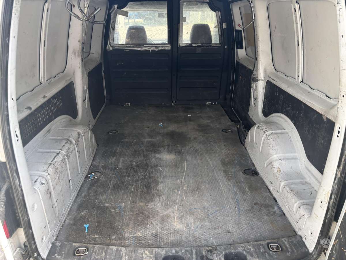 Volkswagen Caddy - 12