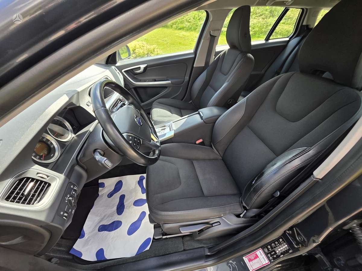 Volvo V60, 2.0 l., Универсал