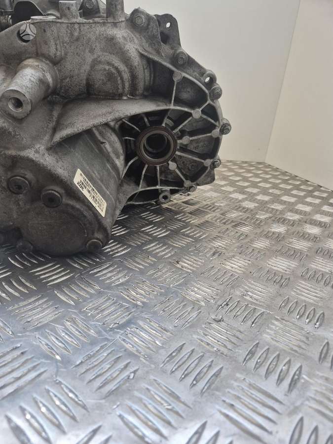 Ford Focus, BV6R7002LJ, gearbox