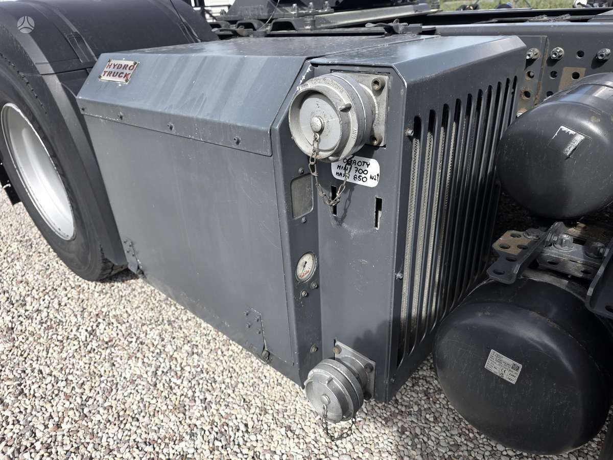 Mercedes-Benz Actros 1851 E6 + AIR Compressor, double sleeper
