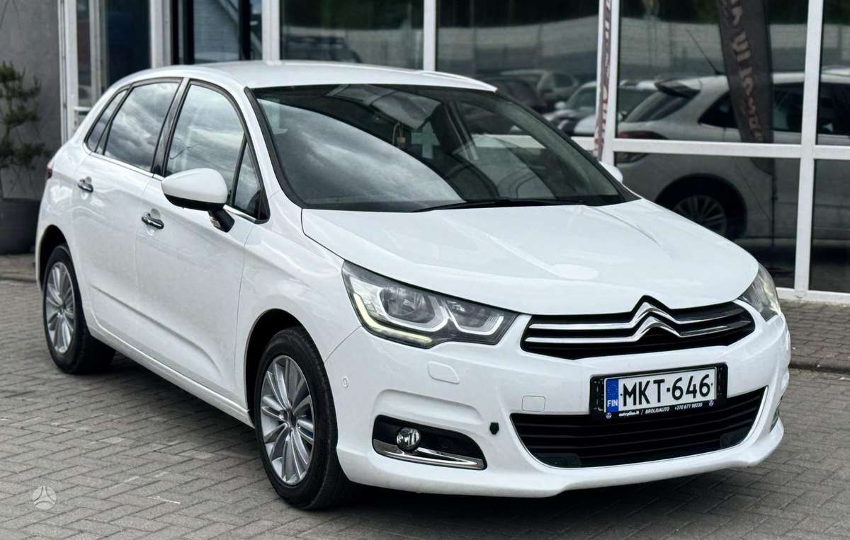 Citroen C4, 1.2 l., Хэтчбек