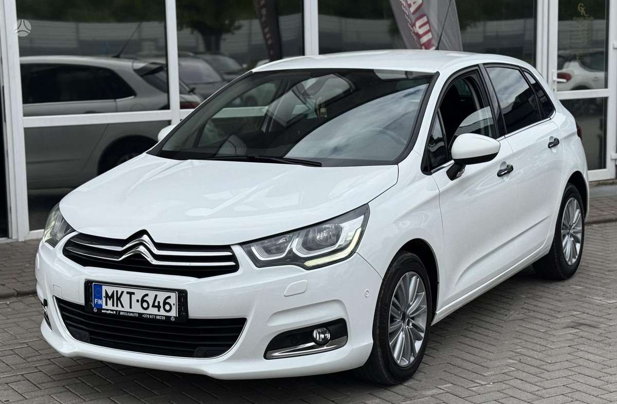 Citroen C4, 1.2 l., Хэтчбек