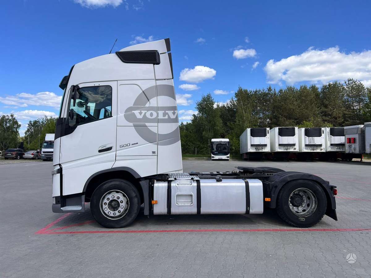 Volvo FH 500, double sleeper