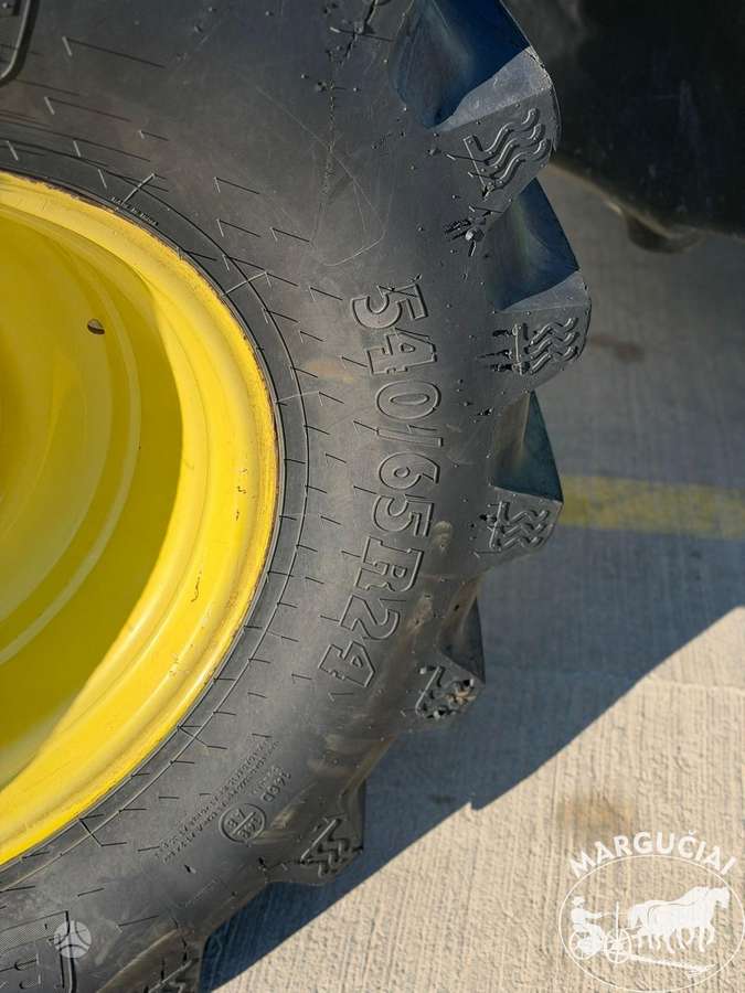 John Deere 6110MC, 110 AG, traktoriai