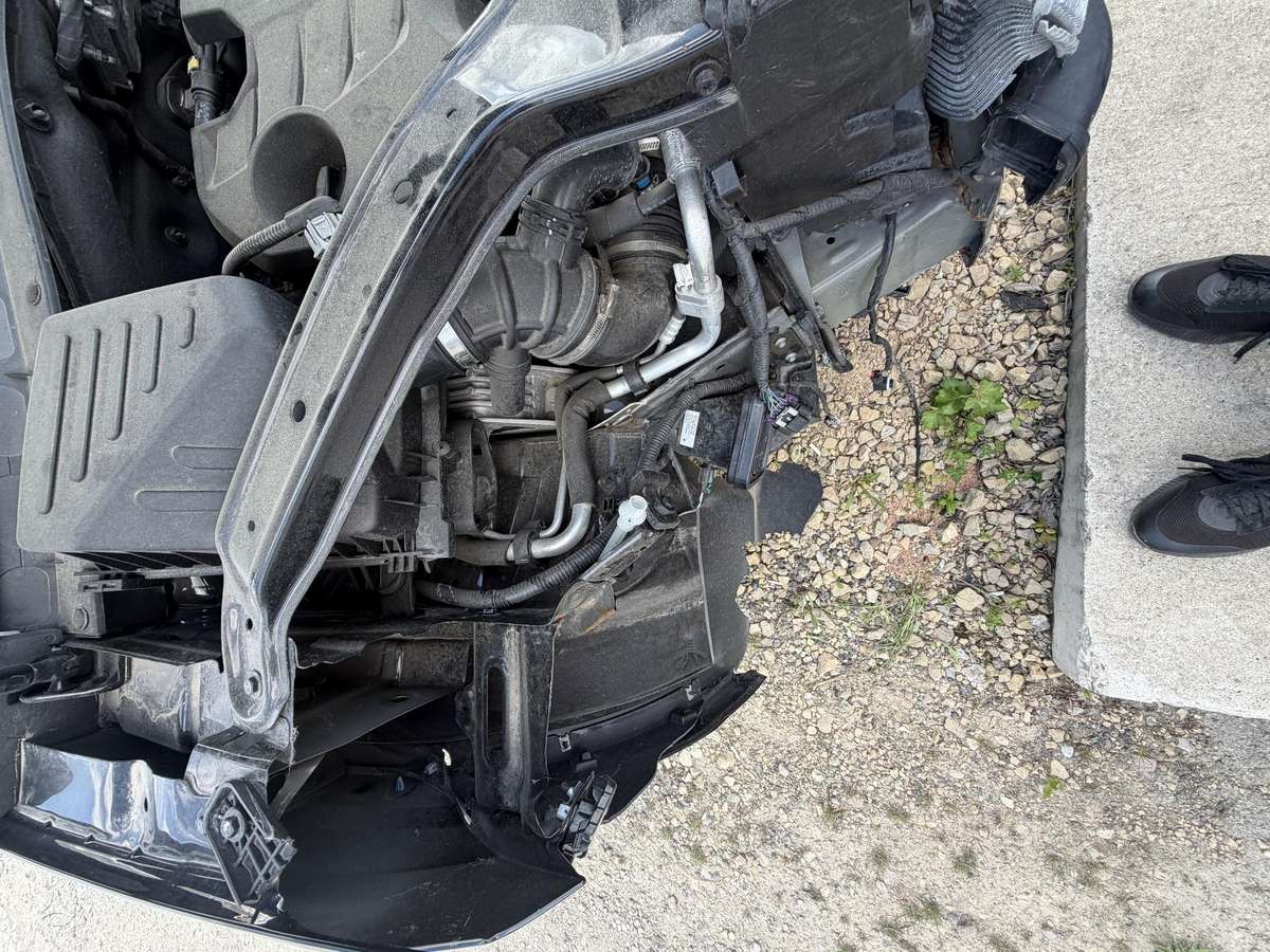 MG EHS, 1.5 l., off-road / crossover