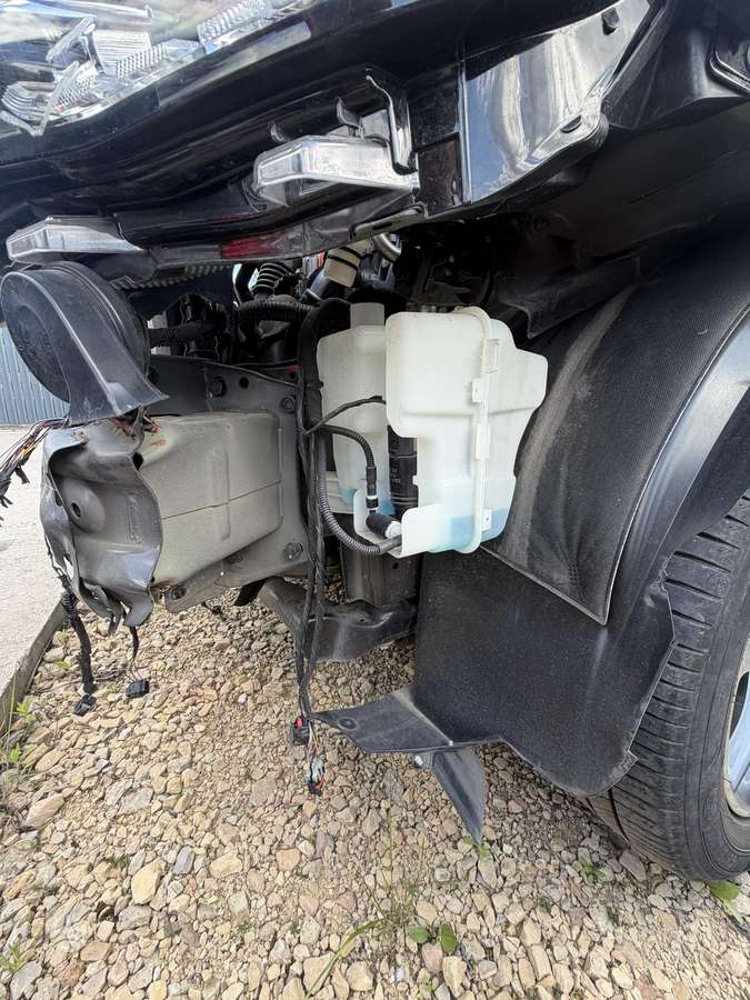MG EHS, 1.5 l., off-road / crossover