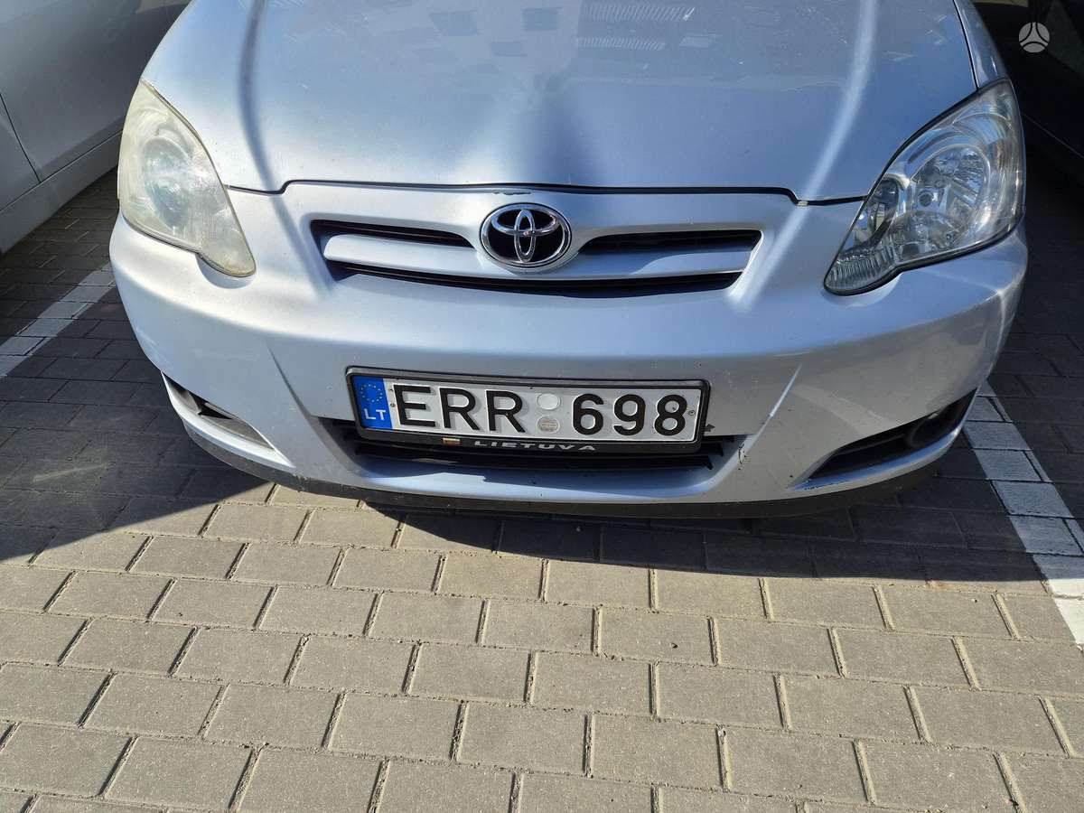 Toyota Corolla, 1.6 l., hatchback