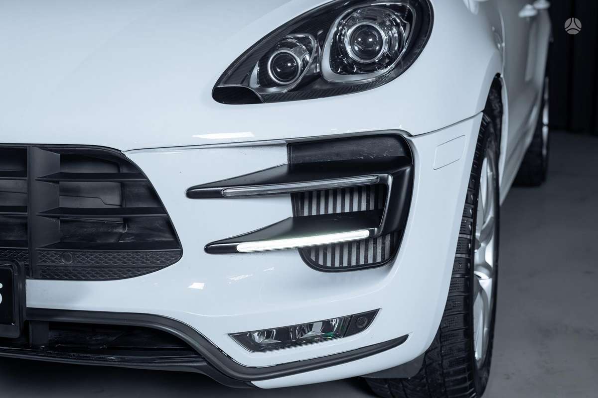 Porsche Macan - 9
