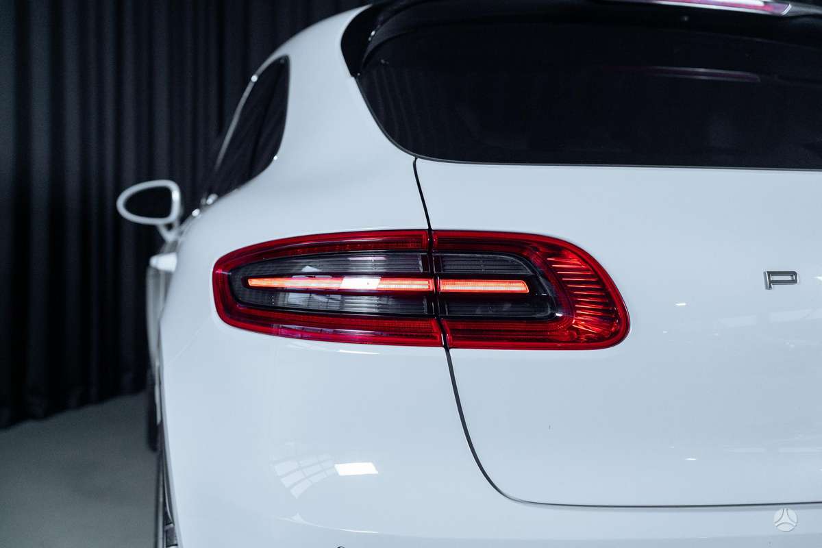 Porsche Macan - 10