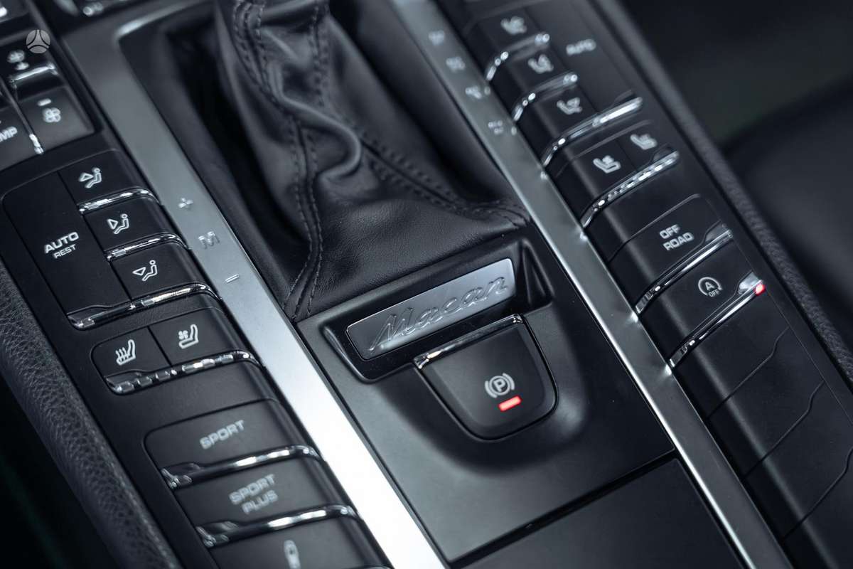 Porsche Macan, 3.6 l., off-road / crossover