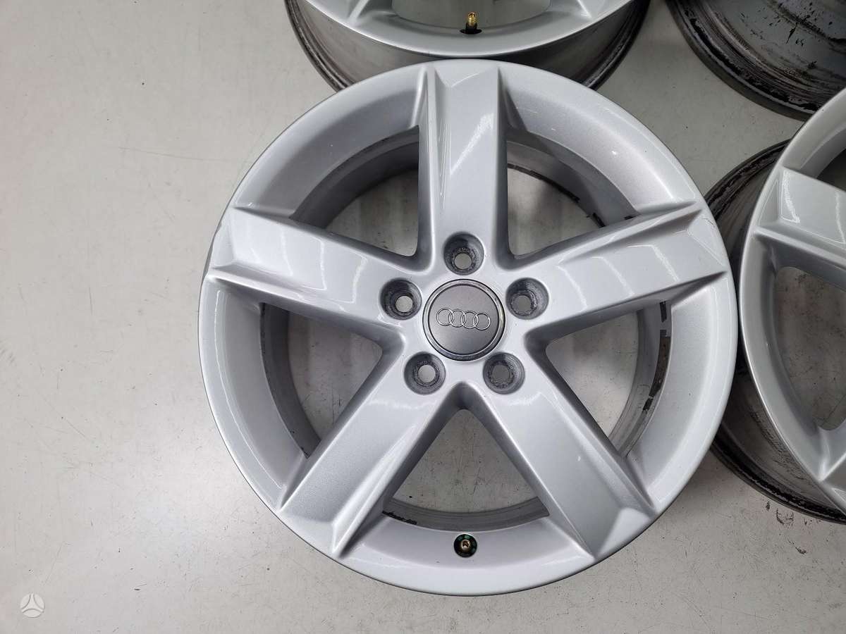 Audi A4 B8, light alloy, R16