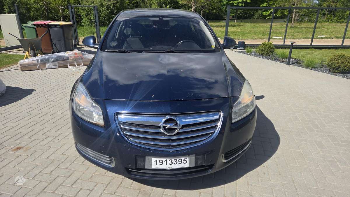 Opel Insignia, 2.0 l., hatchback
