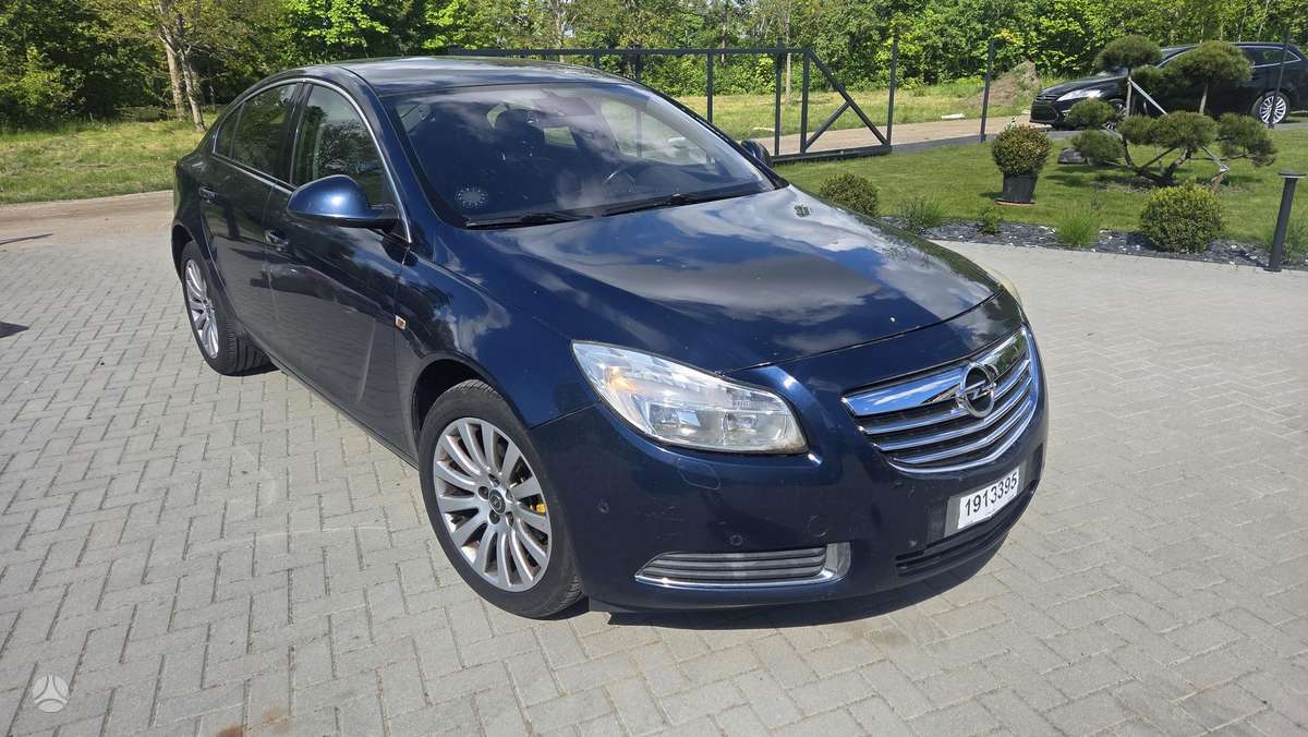 Opel Insignia, 2.0 l., hatchback