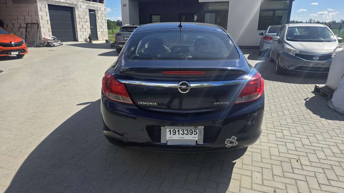 Opel Insignia, 2.0 l., hatchback