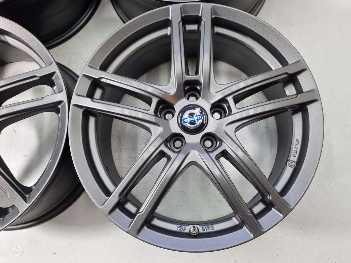 Volvo XC60, XC40, light alloy, R18
