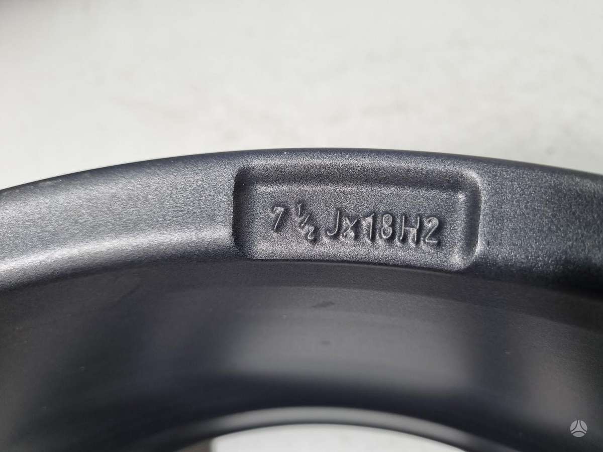 Volvo XC60, XC40, light alloy, R18