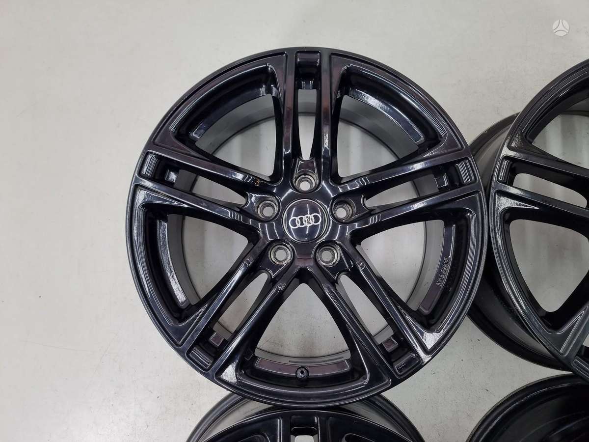 Audi A4, A6, lengvojo lydinio, R17