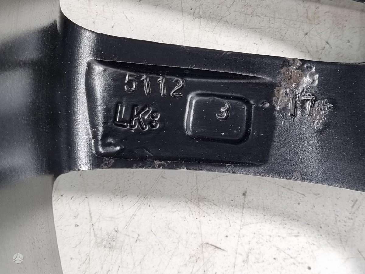 Audi A4, A6, lengvojo lydinio, R17