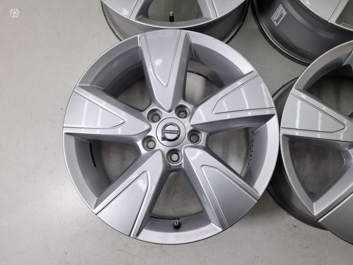 Volvo XC40, XC60, легкосплавные , R17