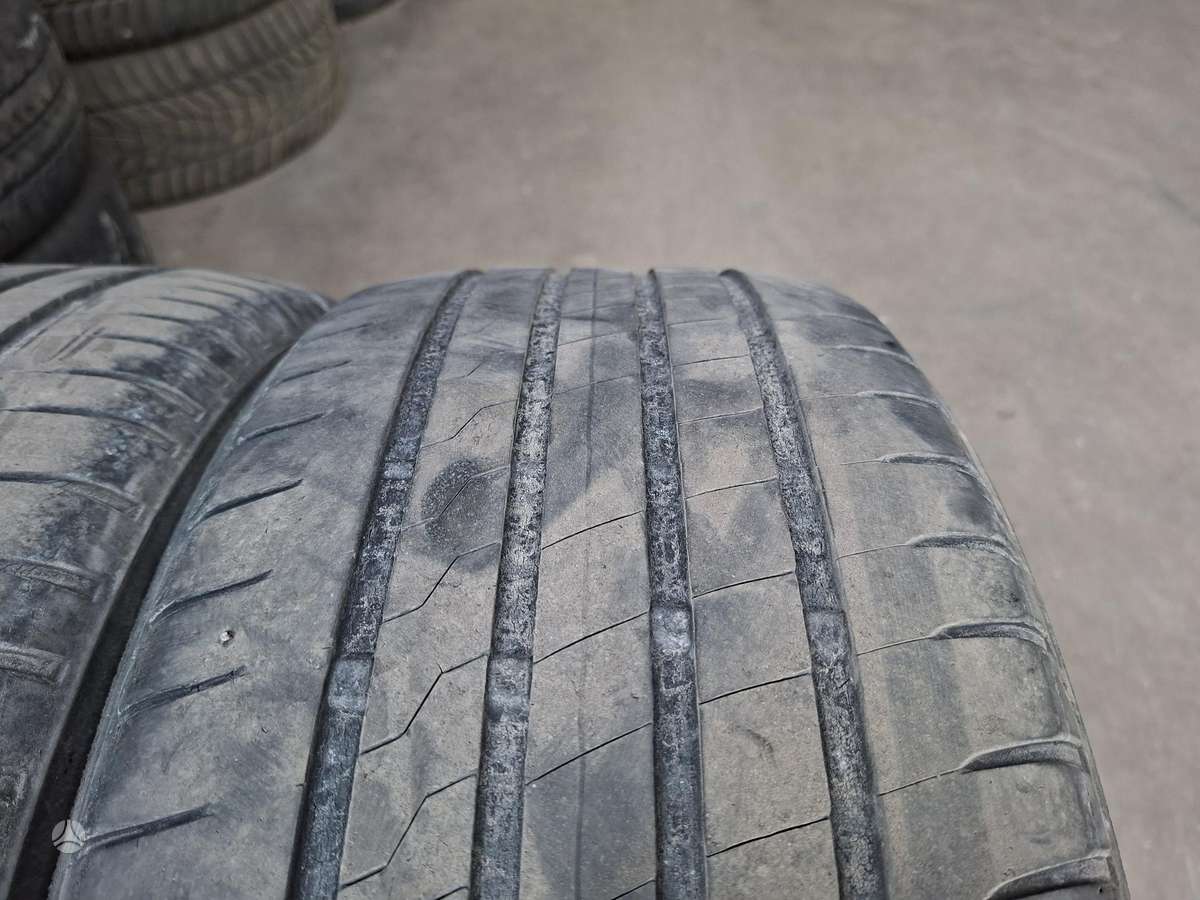 Firestone, summer 225/45 R17