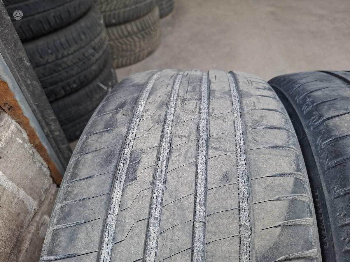 Firestone, summer 225/45 R17