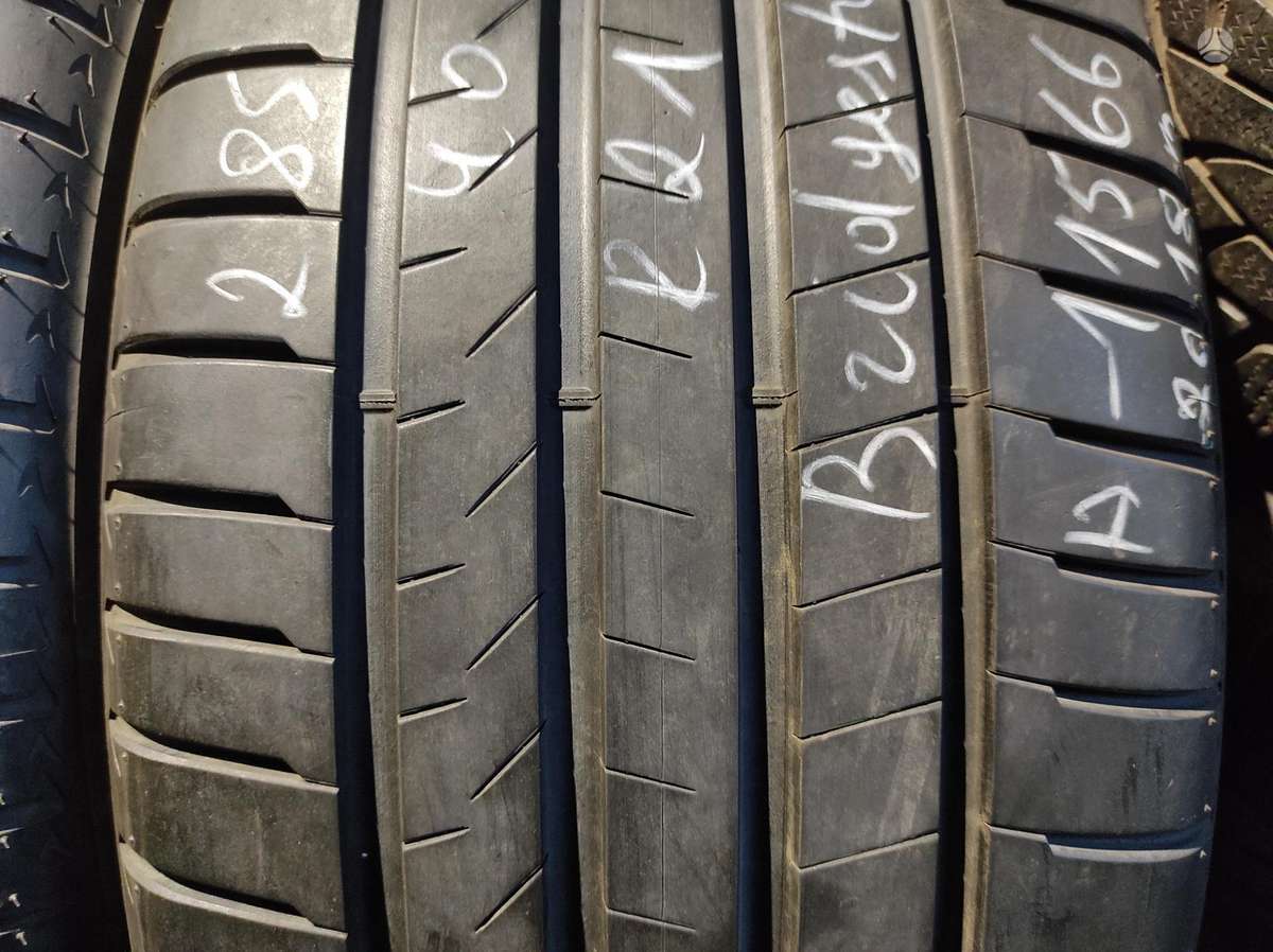Bridgestone, vasarinės 285/40 R21