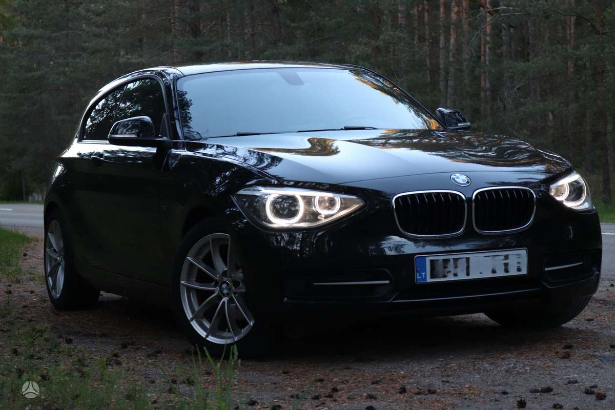 BMW 118, 2.0 l., hatchback