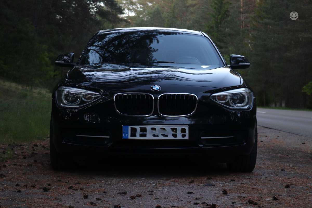 BMW 118, 2.0 l., hatchback