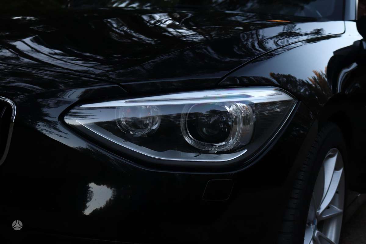 BMW 118, 2.0 l., hatchback